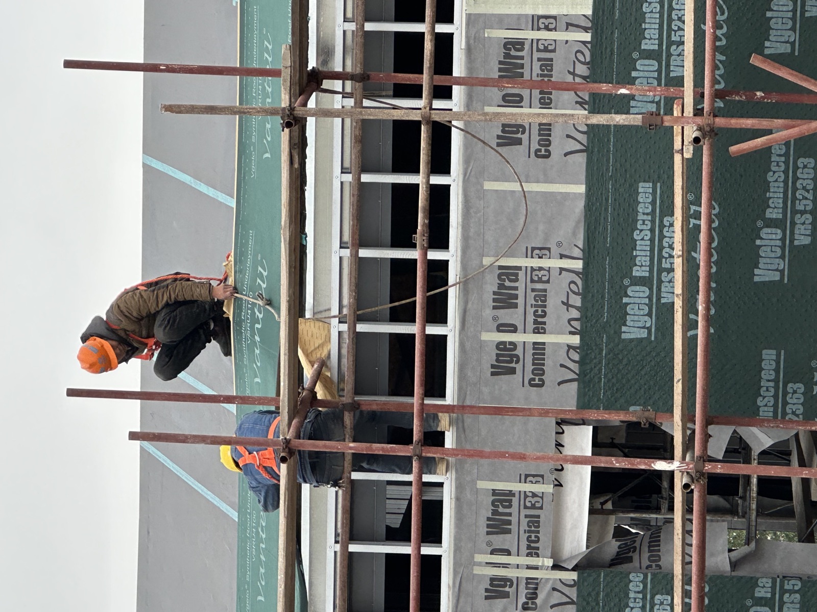 VSRU15500 roofing underlayment installed across the Qujing roof